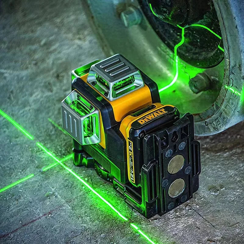 DEWALT! 360 Degree Vertical Horizontal Green Light Level. + Battery 12V Max